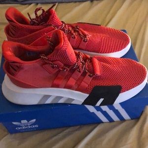 Adidas Tennis Shoes